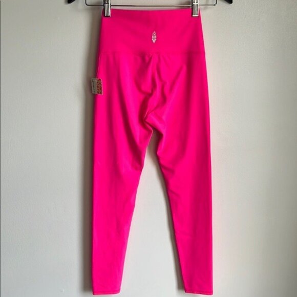 NWT FP Movement Never Better Leggings in Hot Pink - XS - Picture 5 of 10